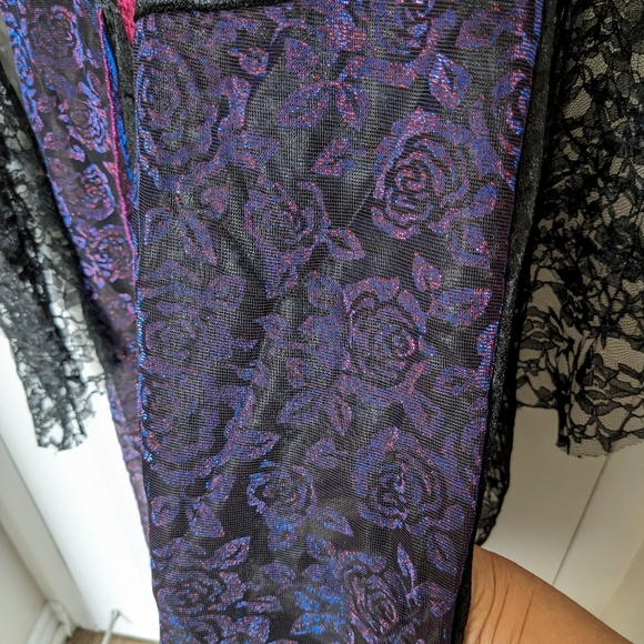 Women's Plus Size Halloween Costume - Picture 5 of 7